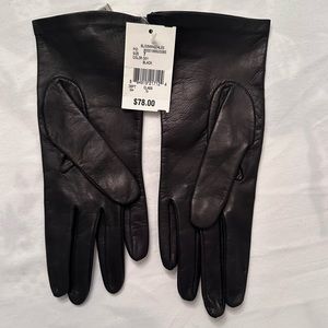 NWT Bloomingdale's Cashmere-Lined Black Leather Gloves | Sz 7 | Made in Italy